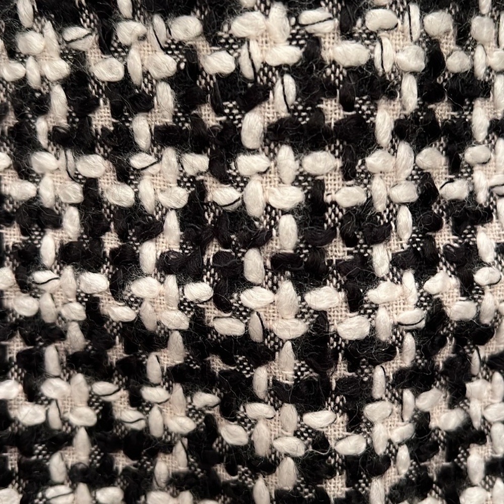 Houndstooth Like Pattern - image 2